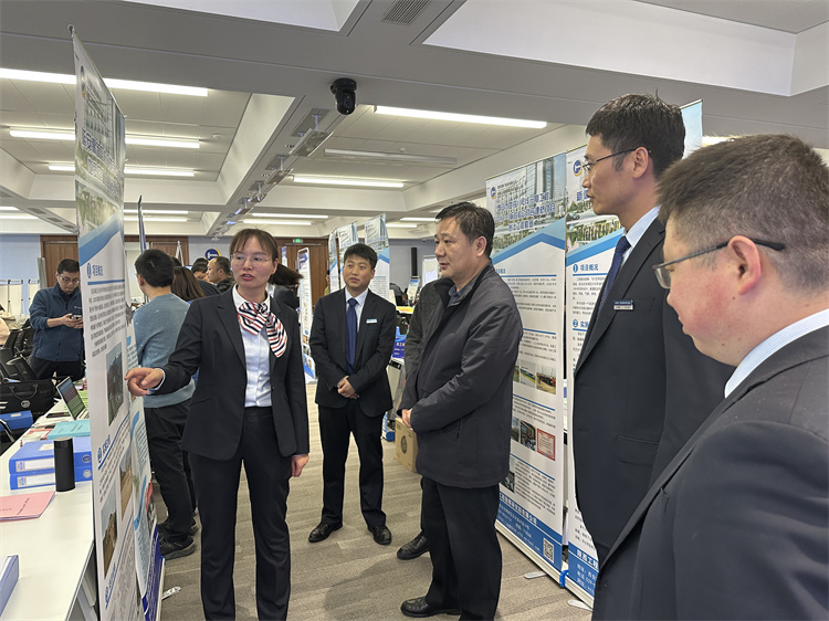 642f680f63ec7.jpg a3290d9bab0eaf950689ed5a7dcdbd6.jpg