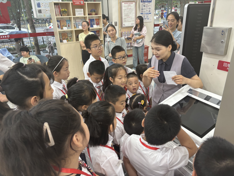 665fb9bec4caa.png E053E90E6C6E441998D0F81542C149CB_副本.png